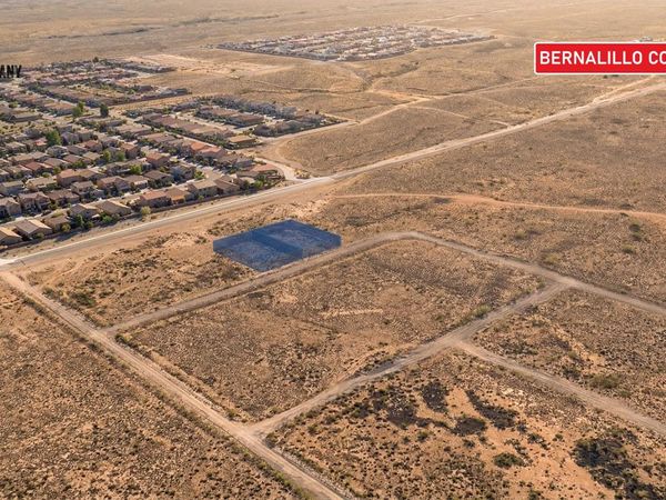 Tabira Road NW, Albuquerque, NM 87120