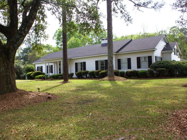 801 S 18th Ave., Hattiesburg, MS 39401