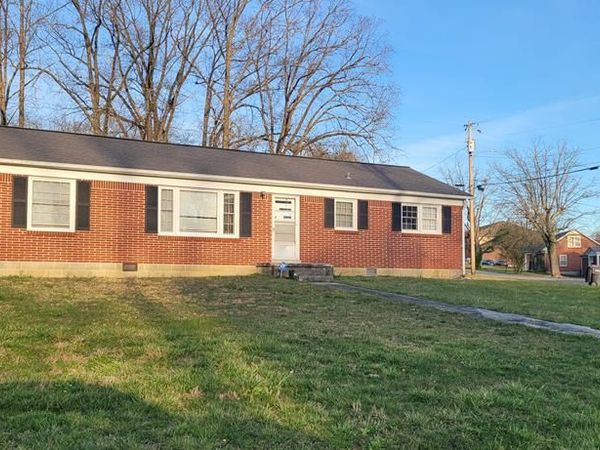 1305 Maddux Ave., Cookeville, TN 38501