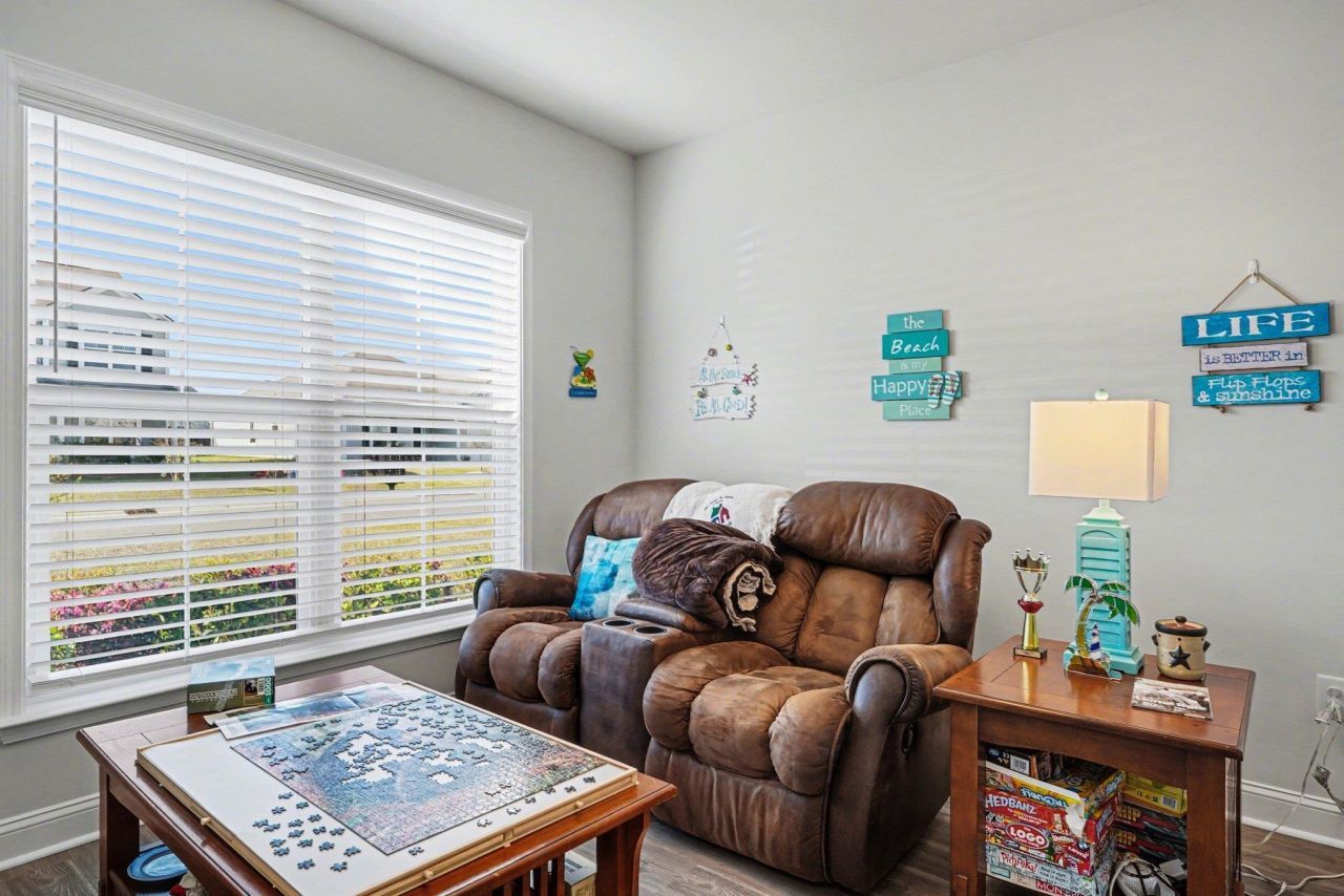 1649 Villena Dr. Photo 11