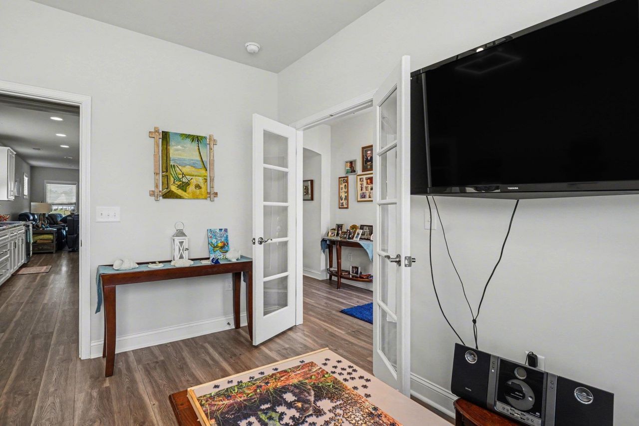 1649 Villena Dr. Photo 12