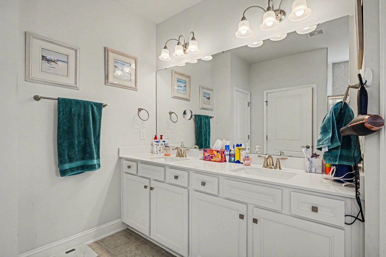 1649 Villena Dr. Photo 16