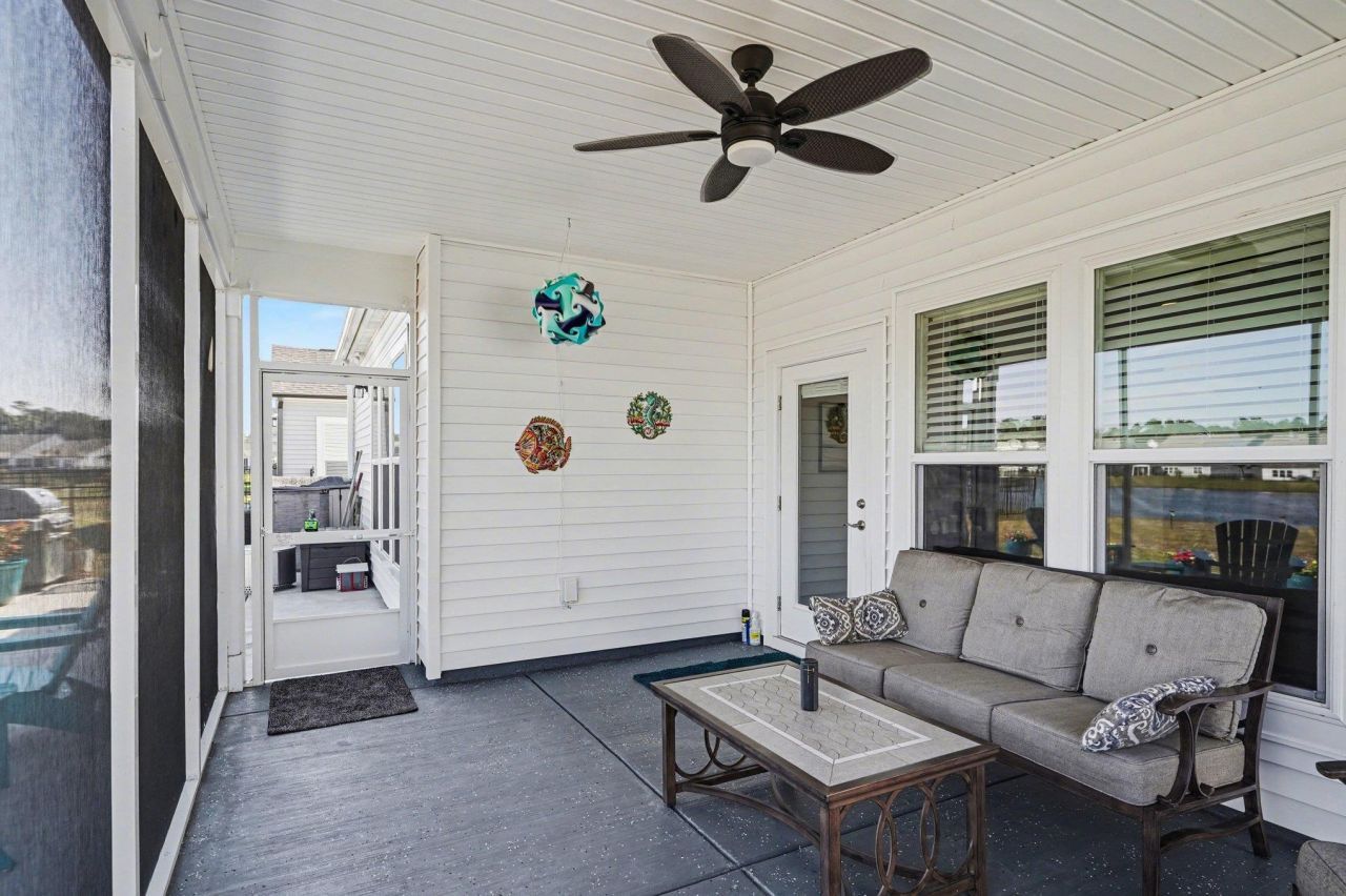 1649 Villena Dr. Photo 25