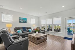 1649 Villena Dr. photo 4