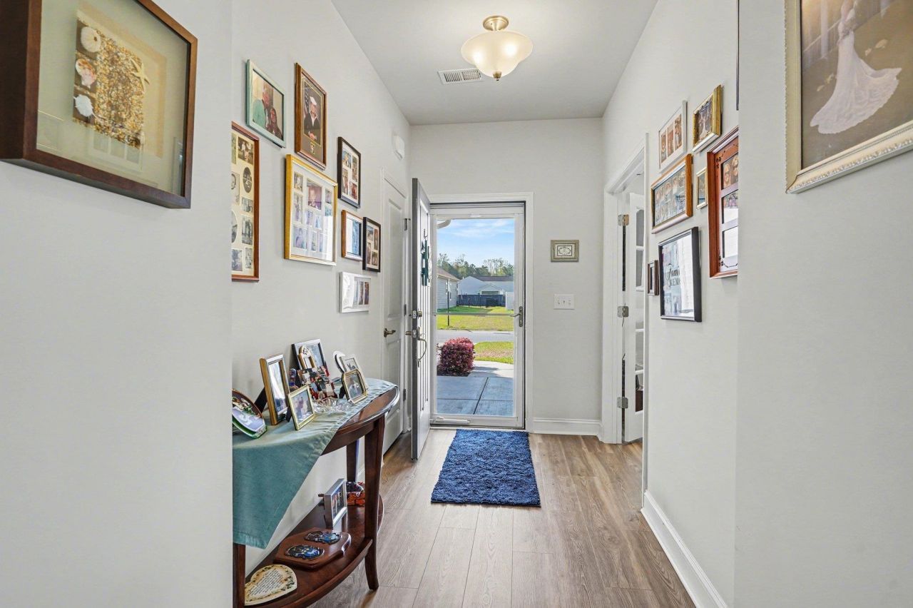 1649 Villena Dr. Photo 7