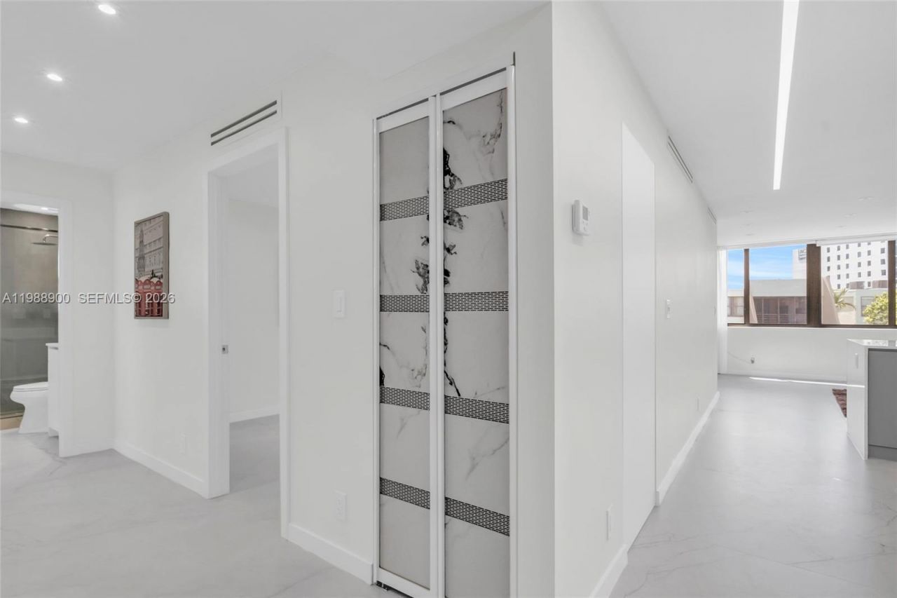 20441 NE 30th Ave , Unit 424-9, Aventura, FL 33180 Photo