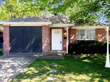 2651 Anderson Street, Dallas, TX 75215