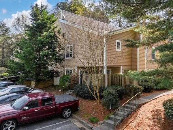 966 Wuthering Way , Norcross, GA 30093