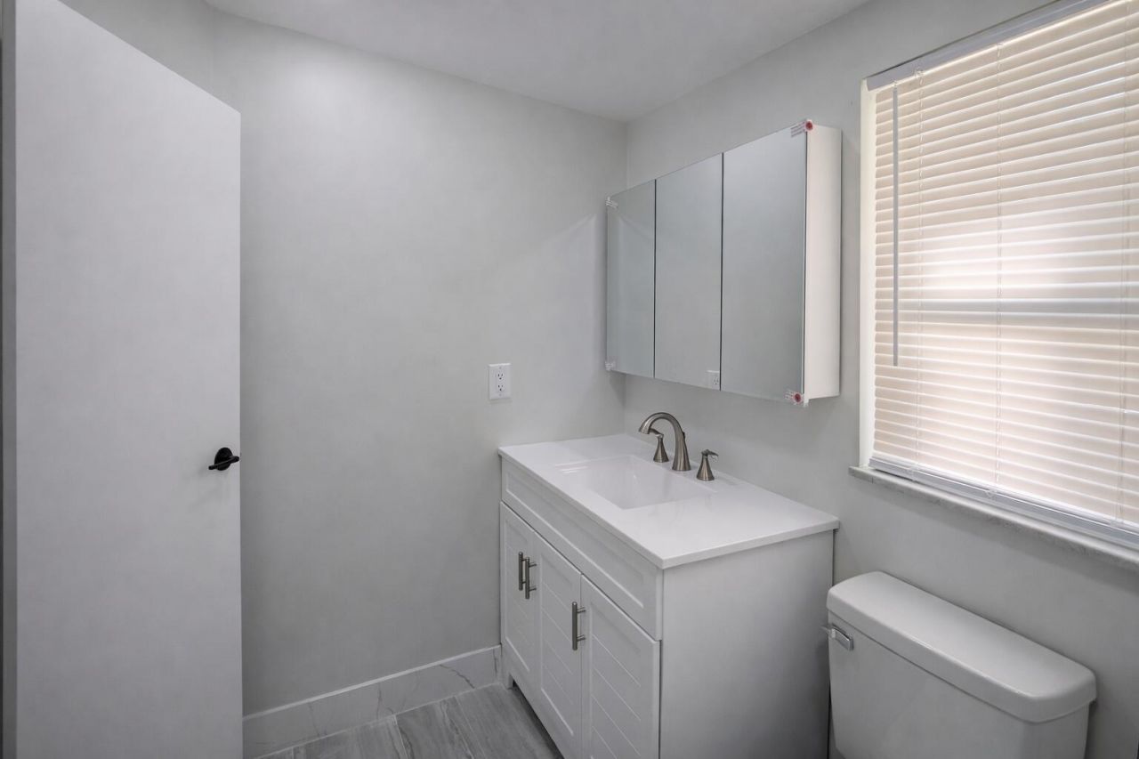 2613 SW Natura Avenue, Deerfield Beach, FL 33441 Photo