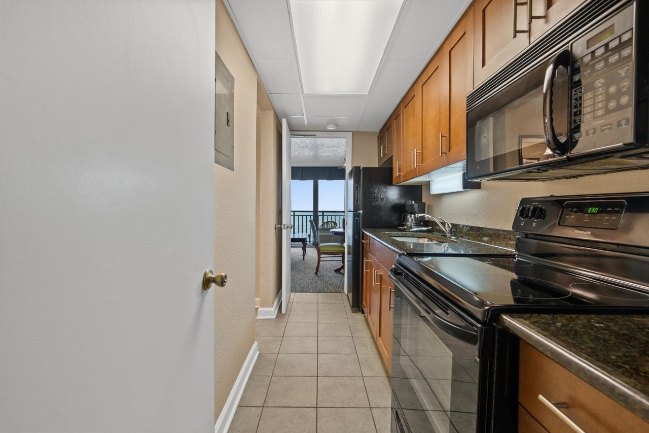 1200 N Ocean Blvd. N  Photo 15