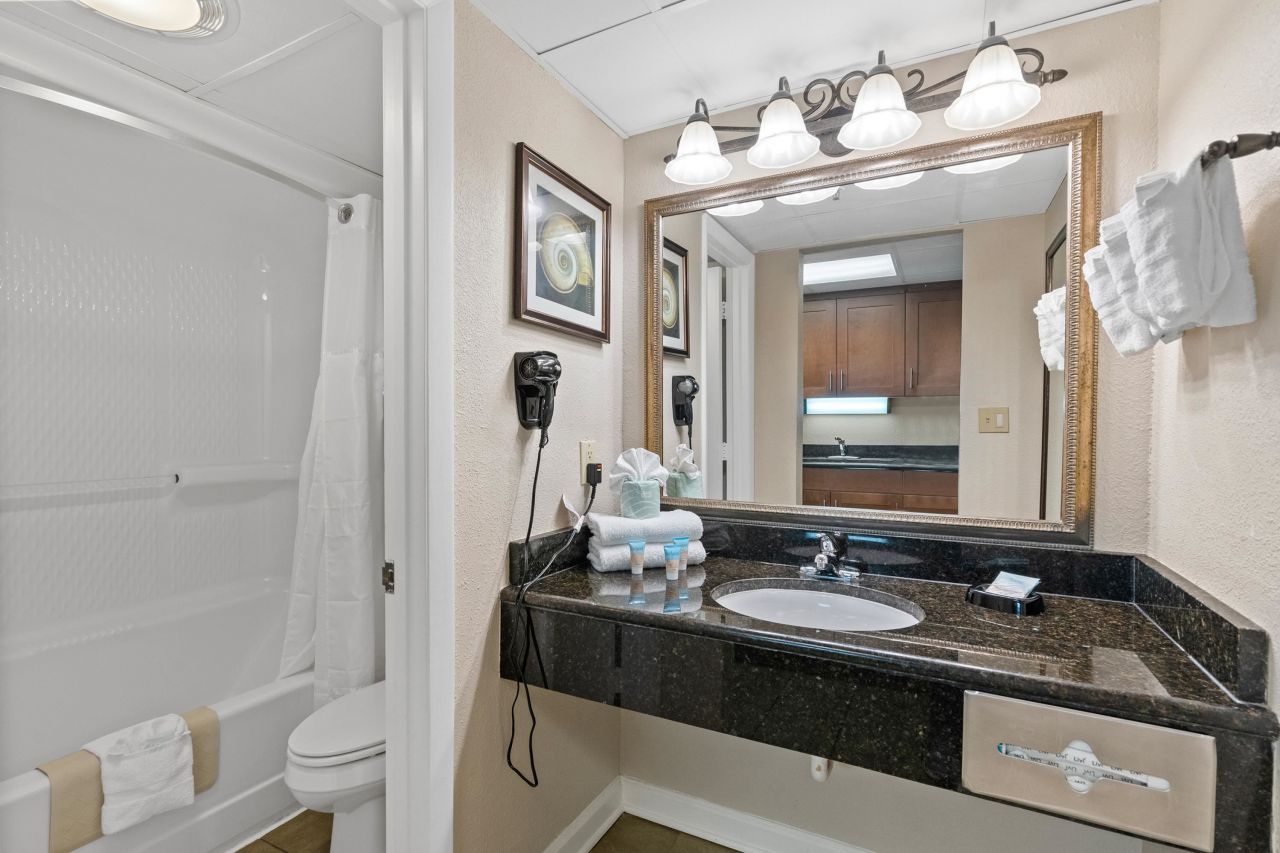 1200 N Ocean Blvd. N  Photo 18