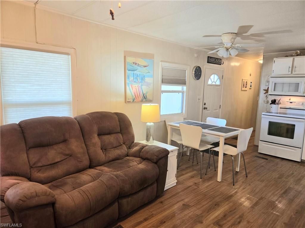 551 Freedom St , North Fort Myers, FL 33917 Photo