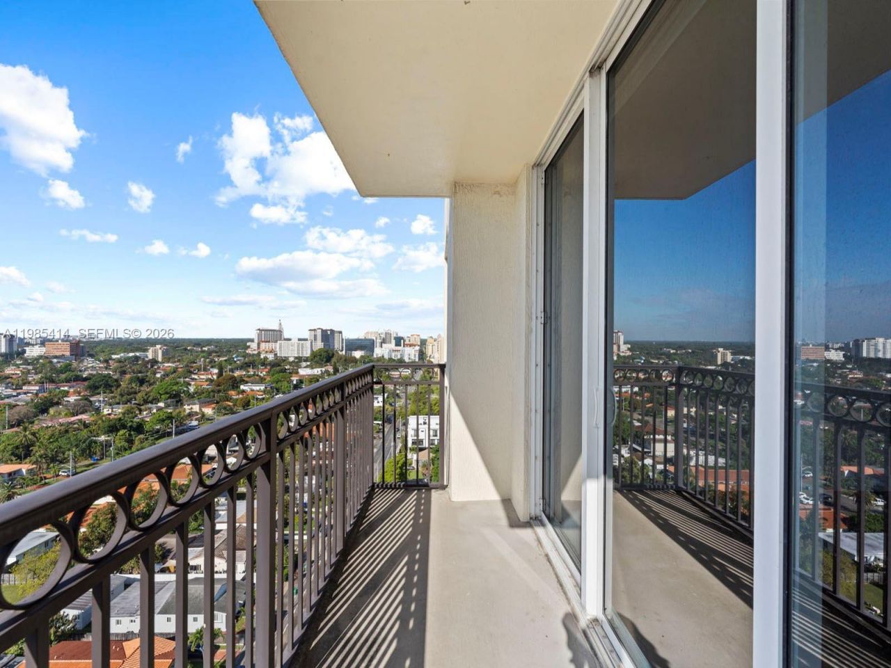 3232 SW 22nd Ter , Unit 1609, Miami, FL 33145 Photo