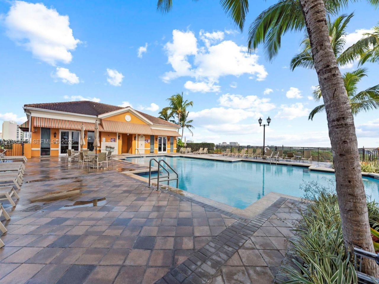 3232 SW 22nd Ter , Unit 1609, Miami, FL 33145 Photo