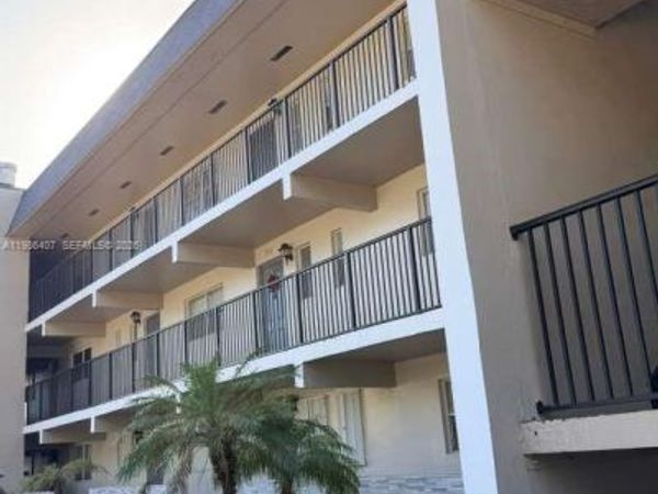 7910 N Colony Cir N , Unit 308, Tamarac, FL 33321