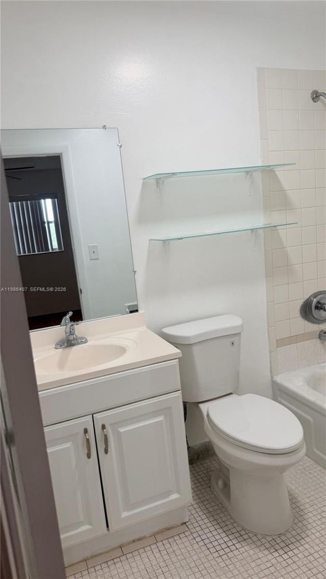 7910 N Colony Cir N, Unit 308, Tamarac, FL 33321 Photo
