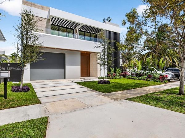 609 SW 24th Rd , Miami, FL 33129