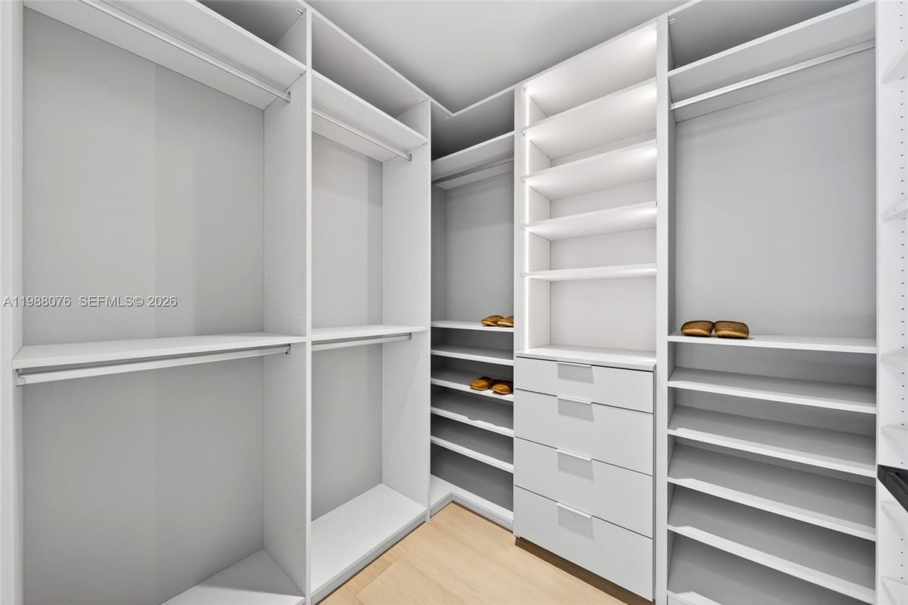 609 SW 24th Rd , Miami, FL 33129 Photo