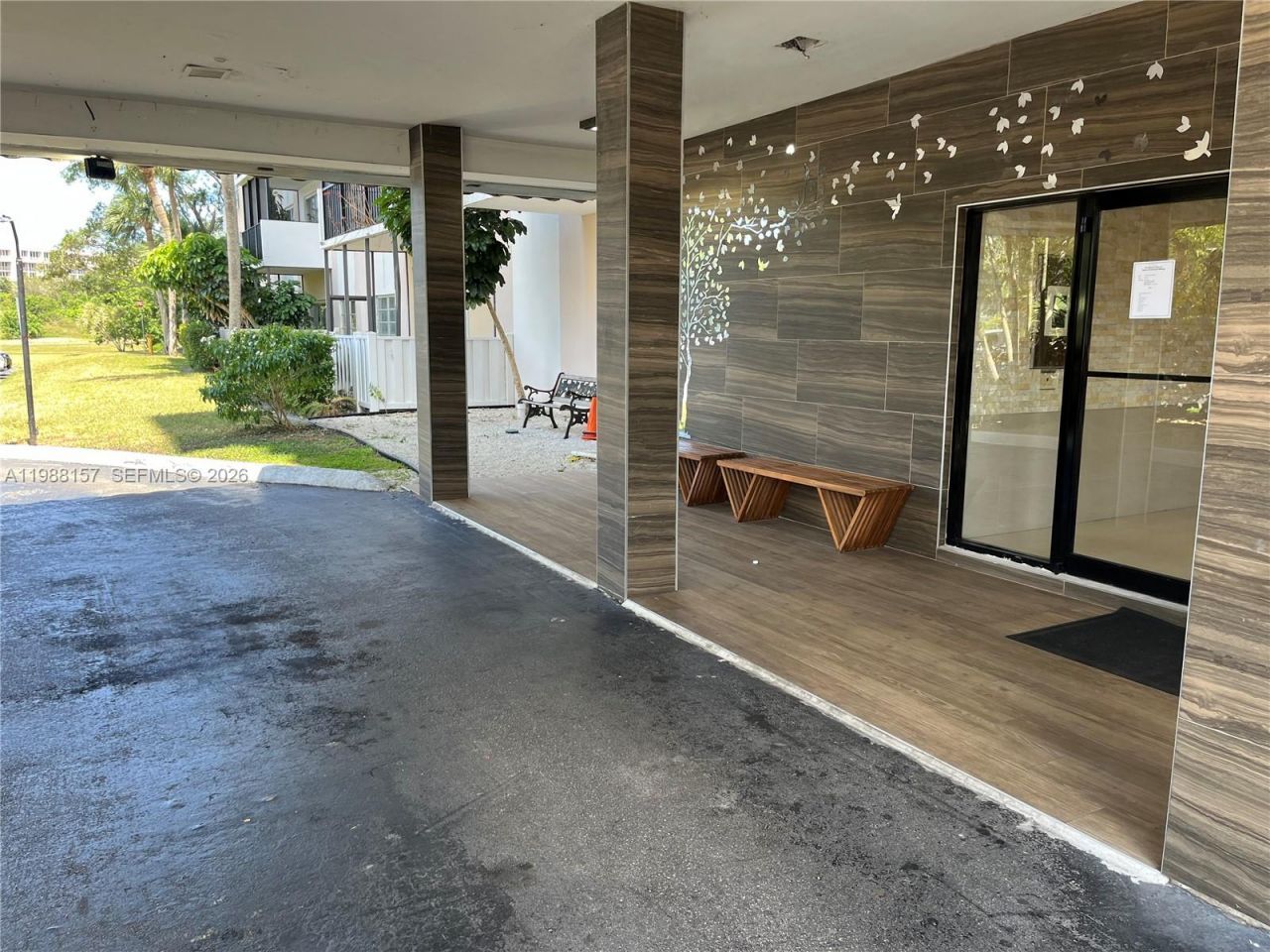 4164 Inverrary Dr , Unit 410, Lauderhill, FL 33319 Photo