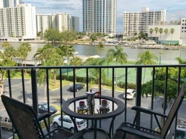 400 Leslie Dr , Unit 508, Hallandale Beach, FL 33009