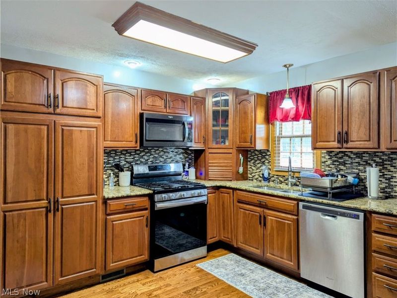 938 Florence Drive, Macedonia, OH 44056 Photo 7