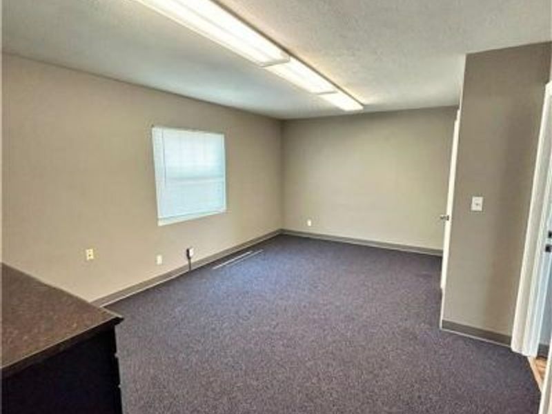 3812 Pearl Road, Unit 16-17, Medina, OH 44256 Photo 5