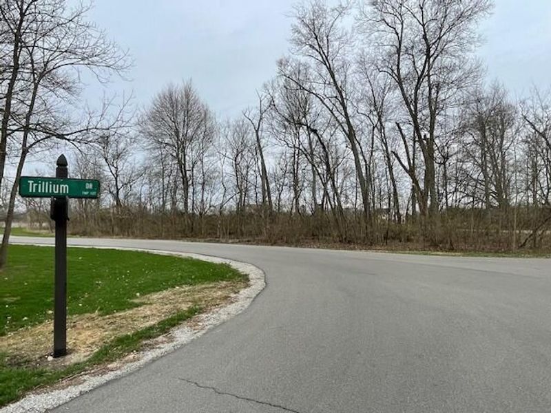 105 Hidden Creek Drive, Galloway, OH 43119 Photo 7