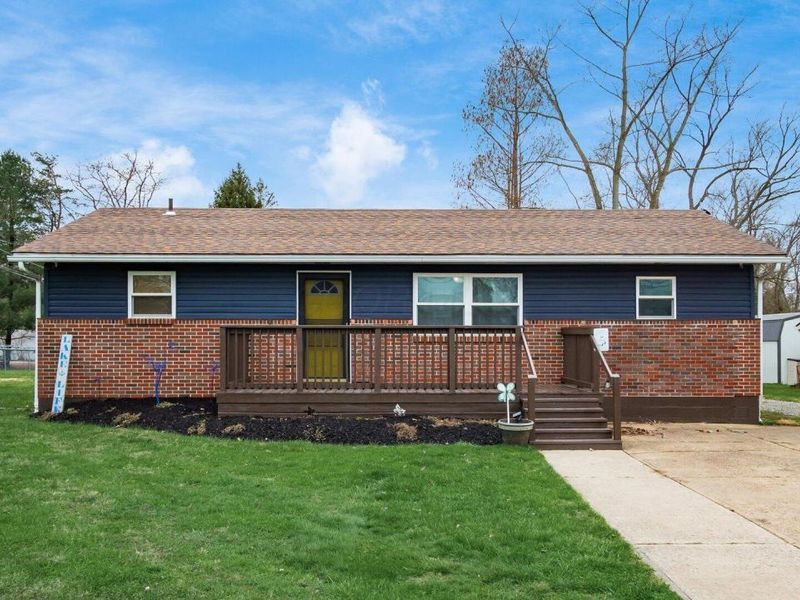 4530 N Bank Road, Buckeye Lake, OH 43008 Photo 1