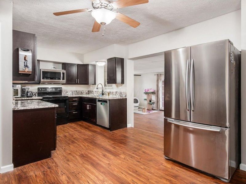 4530 N Bank Road, Buckeye Lake, OH 43008 Photo 9