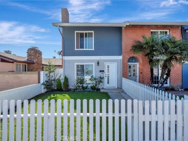 2603 Delaware Street, Unit A, Huntington Beach, CA 92648