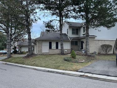7632 Danbury Circle, West Bloomfield Twp, MI 48322