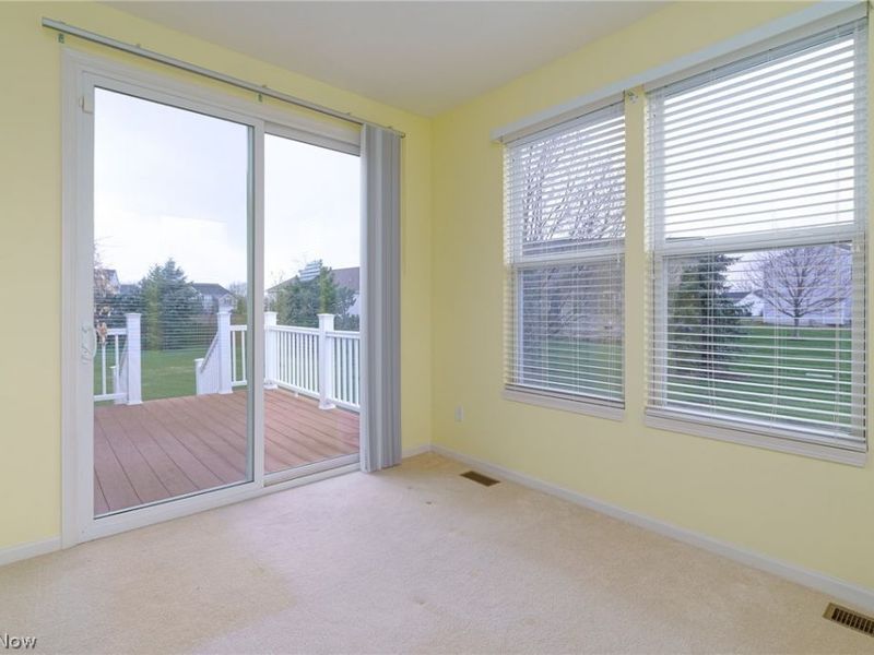 9119 Chatham Circle, North Ridgeville, OH 44039 Photo 10