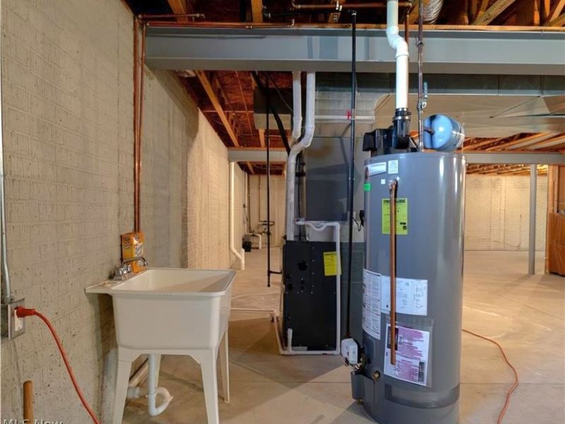 9119 Chatham Circle, North Ridgeville, OH 44039 Photo 25