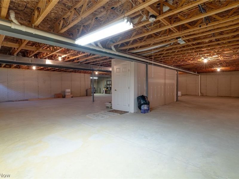 9119 Chatham Circle, North Ridgeville, OH 44039 Photo 27