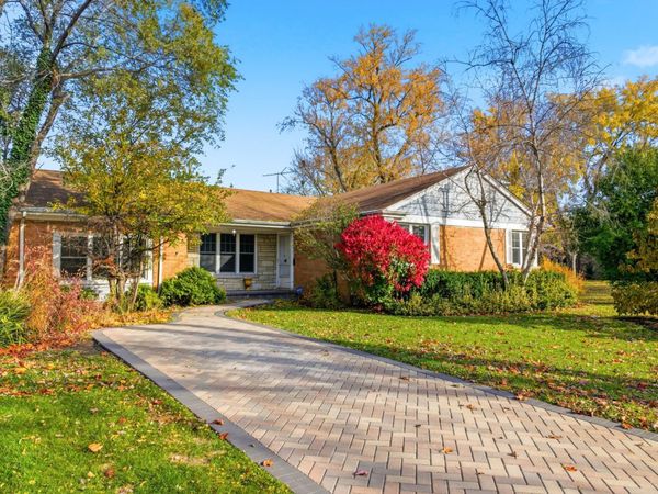 1700 Marguerite Street , Park Ridge, IL 60068