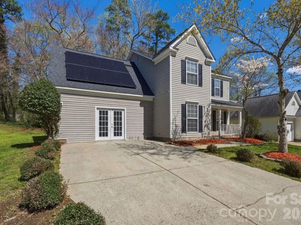 10122 Northwoods Forest Drive, Charlotte, NC 28214