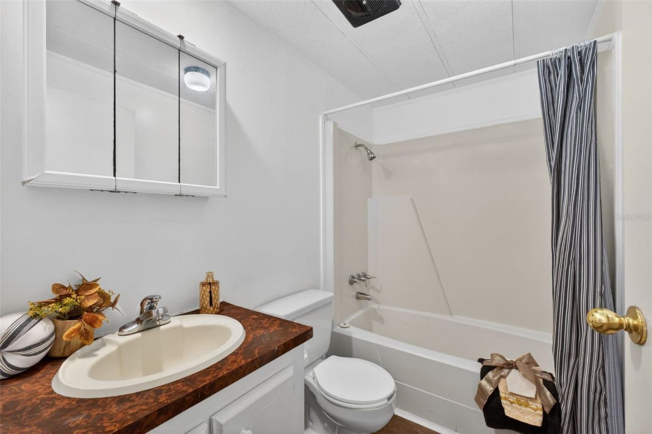 214 Canova Drive, Auburndale, FL 33823 Photo