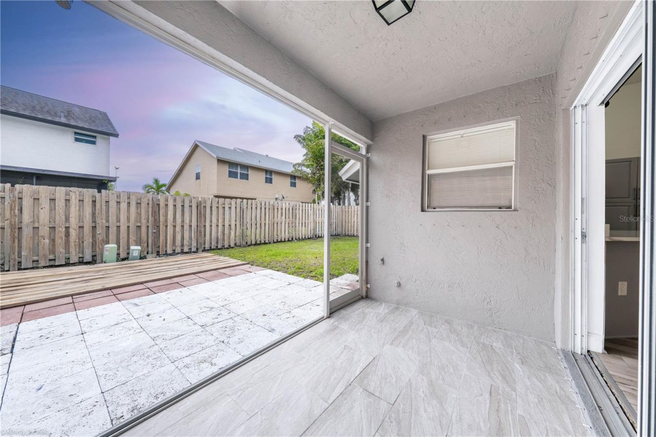 3102 NW 123rd Terrace , Sunrise, FL 33323 Photo