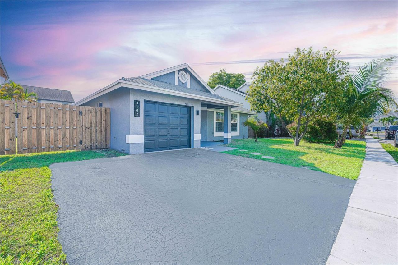 3102 NW 123rd Terrace , Sunrise, FL 33323 Photo