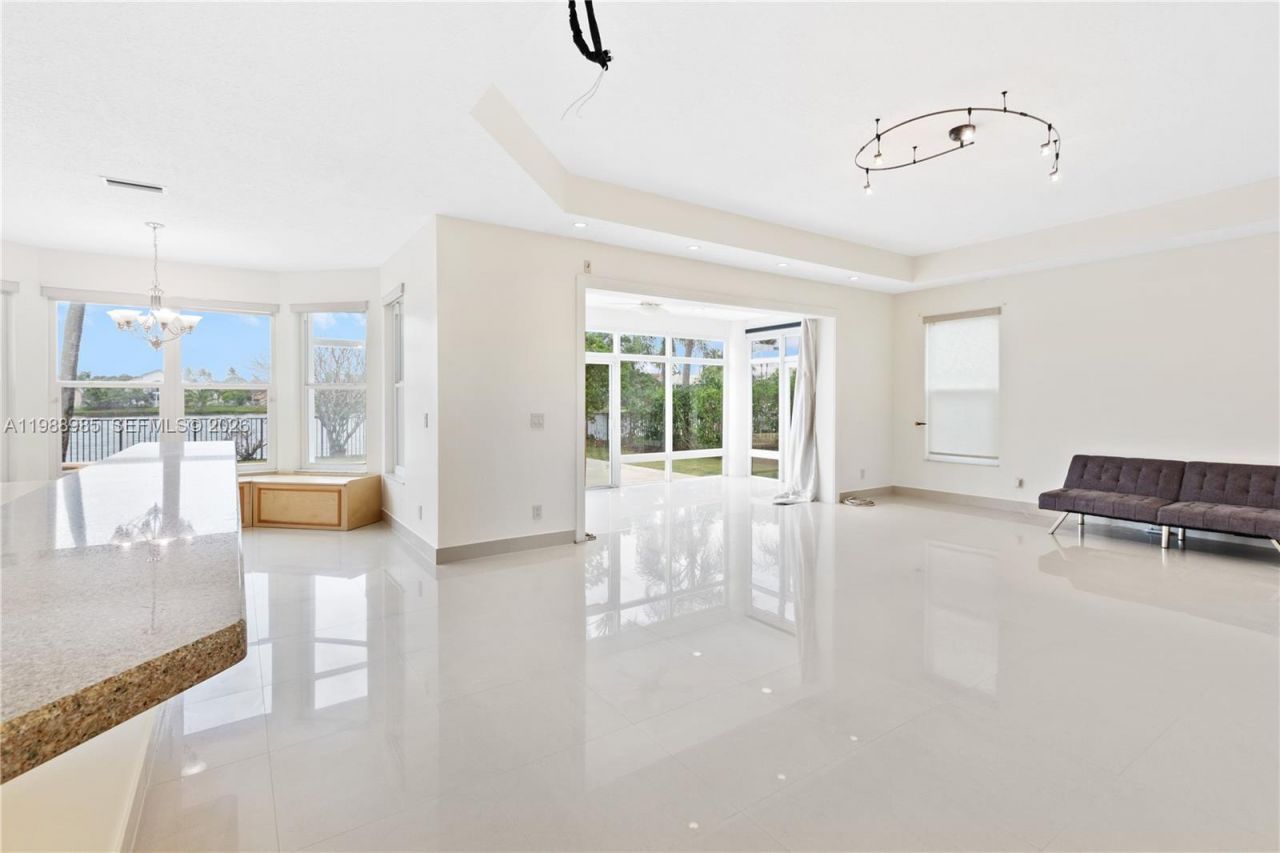 10091 NW 7th St , Plantation, FL 33324 Photo