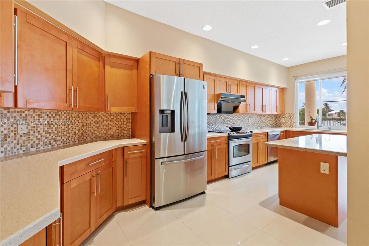 10091 NW 7th St , Plantation, FL 33324 Photo