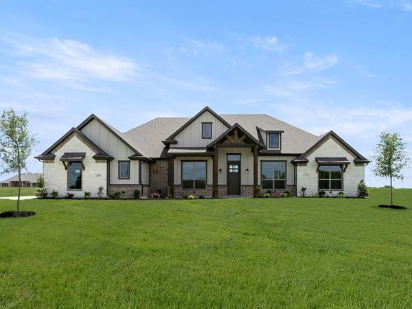 230 Cordillera Lane, Red Oak, TX 75154