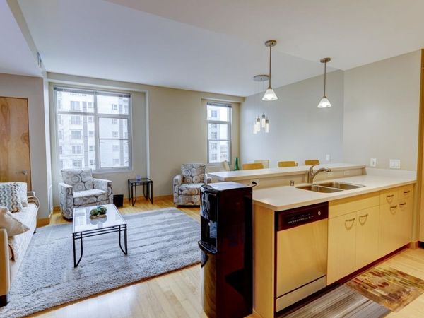 309 W Washington Avenue, Unit 606, Madison, WI 53703