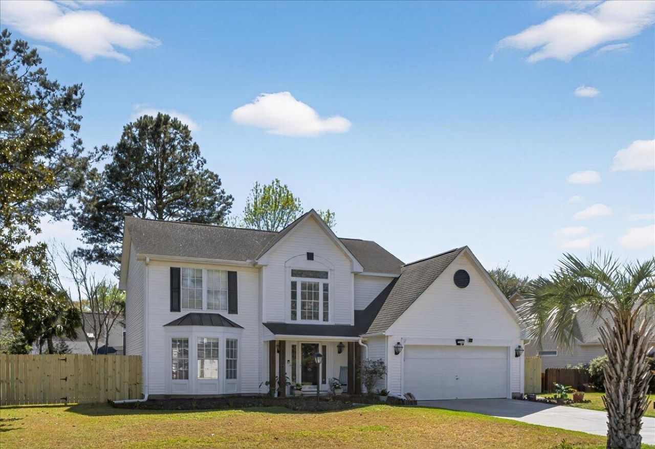 95 Blairmore Drive Photo 2