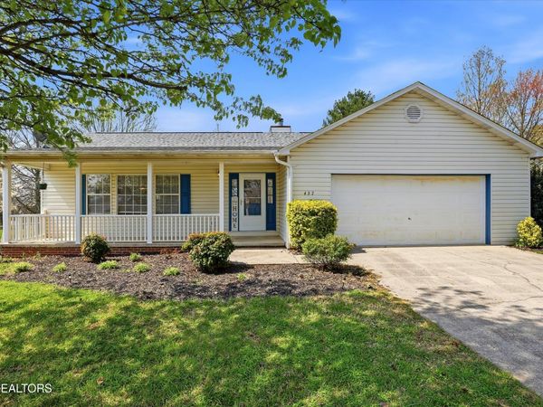 437 Wilaway Rd, Maryville, TN 37801