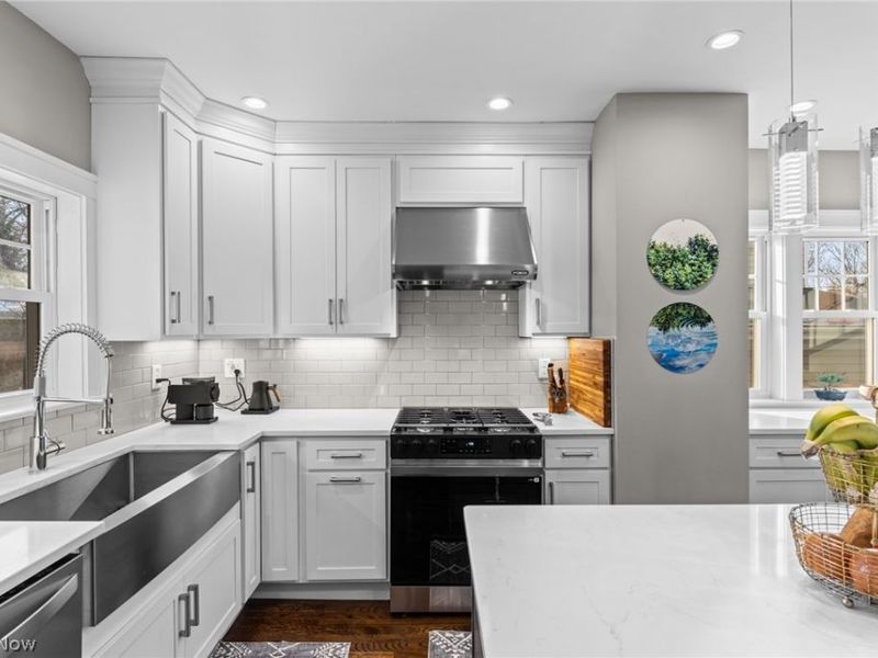 2934 Scarborough Road, Cleveland Heights, OH 44118 Photo 12