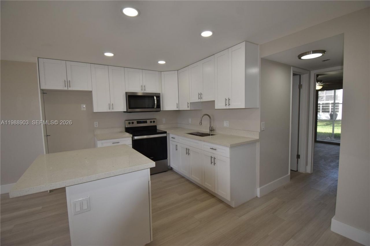 152 Ventnor J , Unit 152, Deerfield Beach, FL 33442 Photo