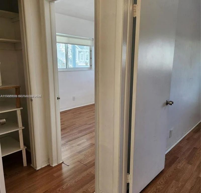 455 Golden Isles Dr , Unit 309, Hallandale Beach, FL 33009 Photo