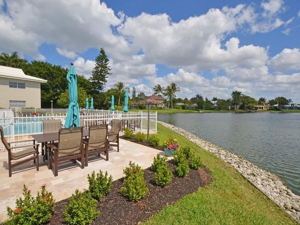 4140 Crayton RD, Unit D6, NAPLES, FL 34103