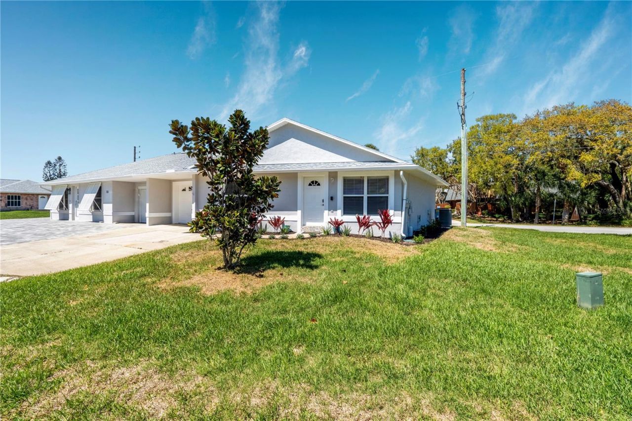 710 River Oaks Circle, New Smyrna Beach, FL 32169 Photo